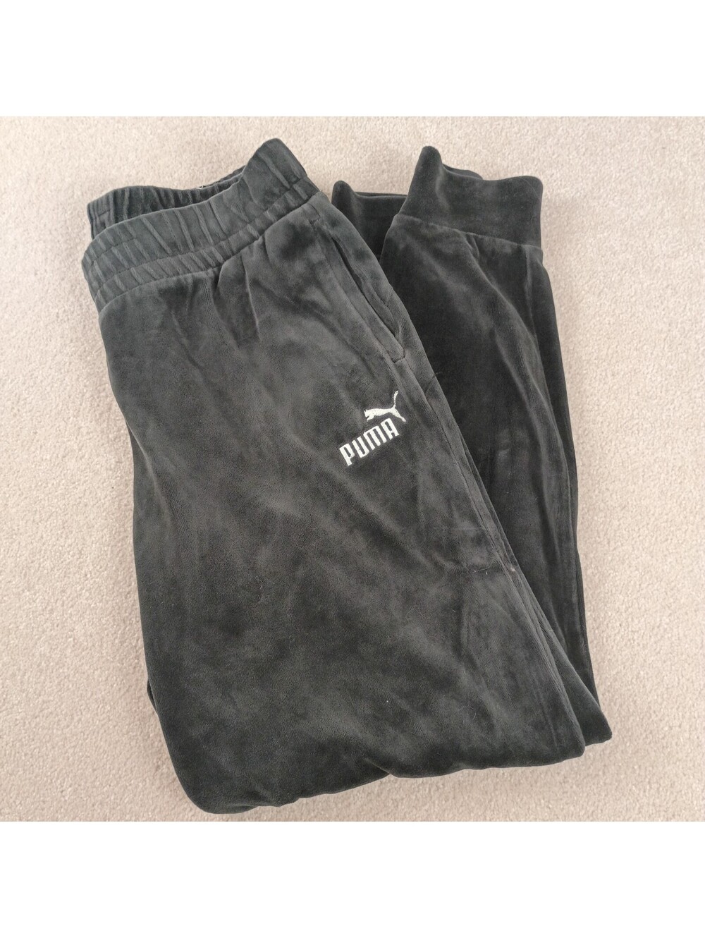 Puma Women's Velour Dark Gray Joggers Pants Size M
